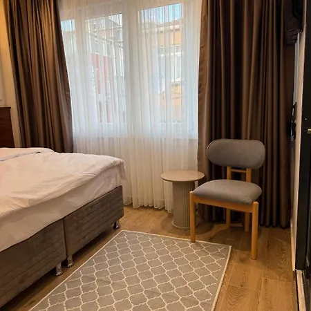 Hotel Armira Old